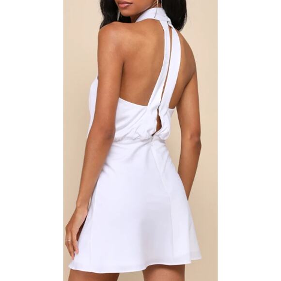 LULU'S SZ S Sleek Essence White Satin Halter Sleeveless Cocktail Mini Dress 0B10 - Picture 2 of 10
